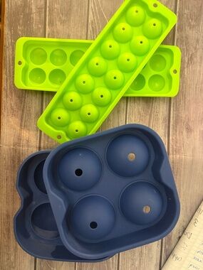 Source Unknown Green and Navy Silicone Ice Ball Molds - 2-Pack